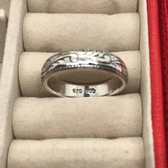 Sterling Silver Ring with Engraved Scrolls - Picture 2 of 9